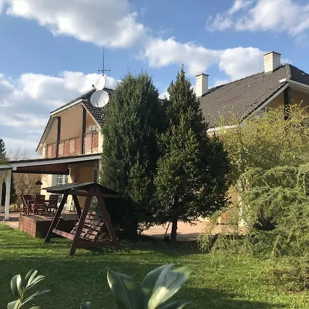 Ubytovanie V Lutile Hotel apartamentowy Żar nad Hronem